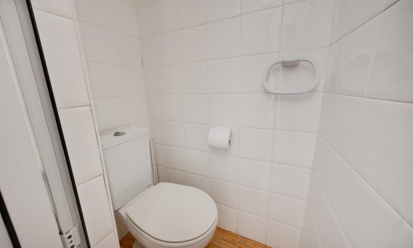 Revente - Apartment -
Torrevieja - Paseo Maritimo