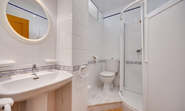 Revente - Apartment -
Torrevieja - Paseo Maritimo
