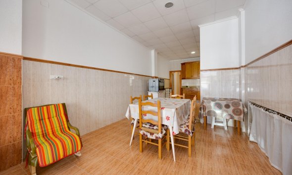Revente - Apartment -
Torrevieja - Paseo Maritimo