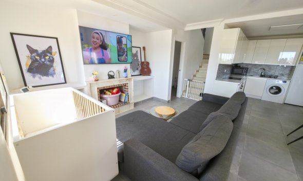 Revente - Villa -
Villamartin - Costa Blanca