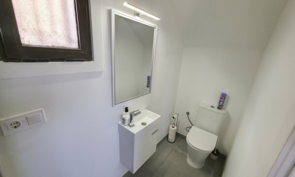 Revente - Villa -
Villamartin - Costa Blanca