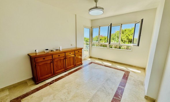 Revente - Apartment -
Orihuela Costa - Altos De Campoamor