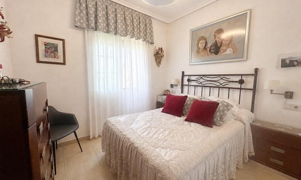 Revente - Bungalow -
Torrevieja - Aguas Nuevas