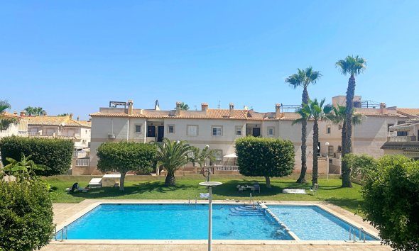 Revente - Bungalow -
Torrevieja - Aguas Nuevas