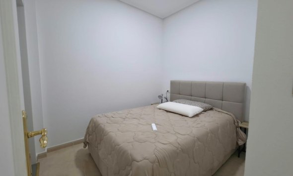 Revente - Apartment -
Torrevieja - Nueva Torrevieja