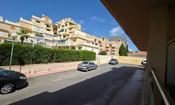Revente - Apartment -
Torrevieja - Nueva Torrevieja