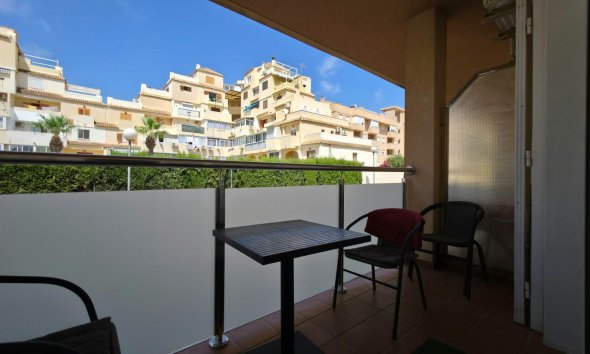 Revente - Apartment -
Torrevieja - Nueva Torrevieja