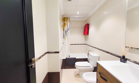 Revente - Apartment -
Torrevieja - Costa Blanca