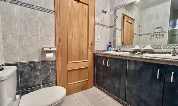 Revente - Apartment -
La Zenia - Costa Blanca