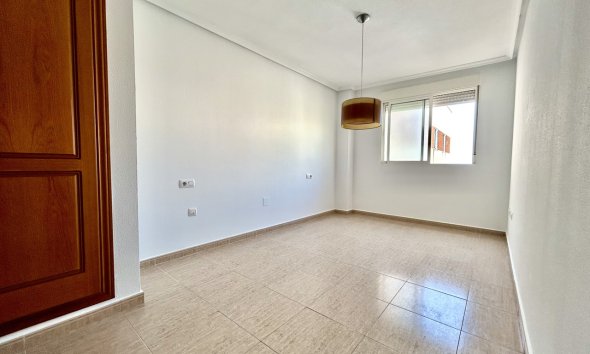 Revente - Apartment -
Torrevieja - Costa Blanca