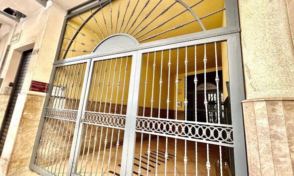 Revente - Apartment -
Torrevieja - Costa Blanca