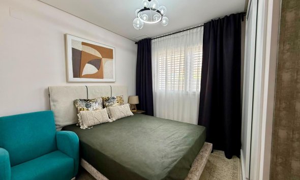 Revente - Apartment -
Torrevieja - Aguas Nuevas