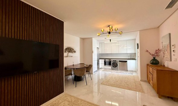 Revente - Apartment -
Torrevieja - Aguas Nuevas