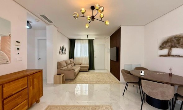 Revente - Apartment -
Torrevieja - Aguas Nuevas