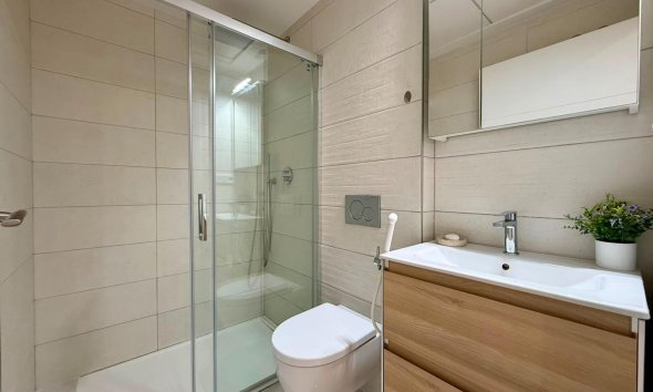 Revente - Apartment -
Torrevieja - Aguas Nuevas