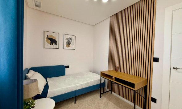Revente - Apartment -
Torrevieja - Aguas Nuevas