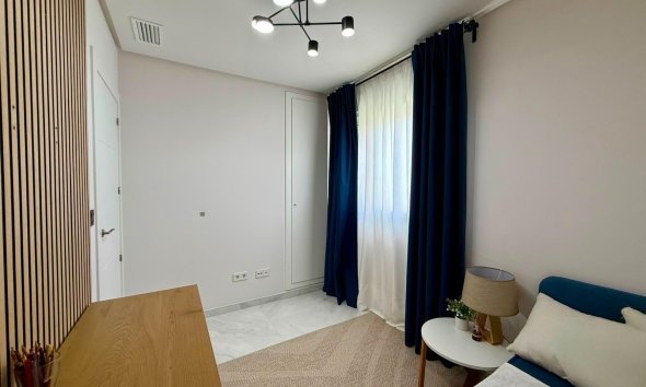 Revente - Apartment -
Torrevieja - Aguas Nuevas