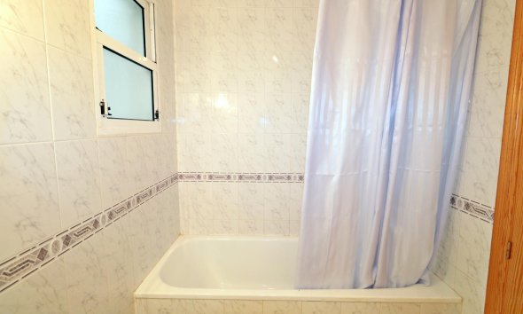 Revente - Apartment -
Torrevieja - Playa del Cura
