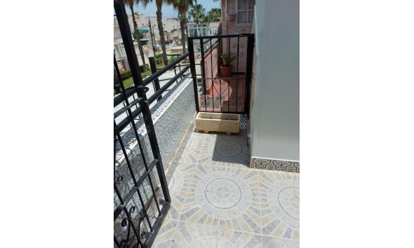 Revente - Bungalow -
Torrevieja - Los Balcones