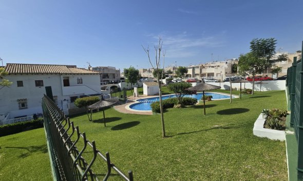 Revente - Bungalow -
Torrevieja - Los Balcones