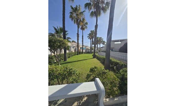 Revente - Bungalow -
Torrevieja - Los Balcones