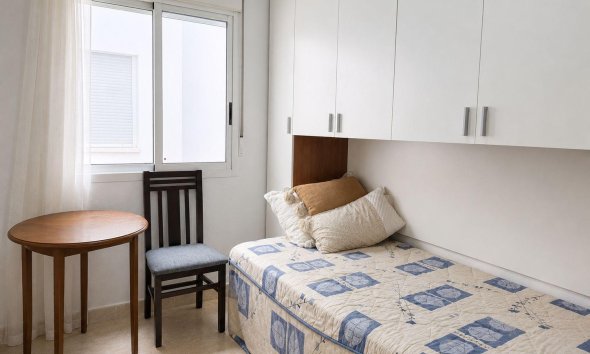 Revente - Apartment -
Torrevieja - Playa del Cura