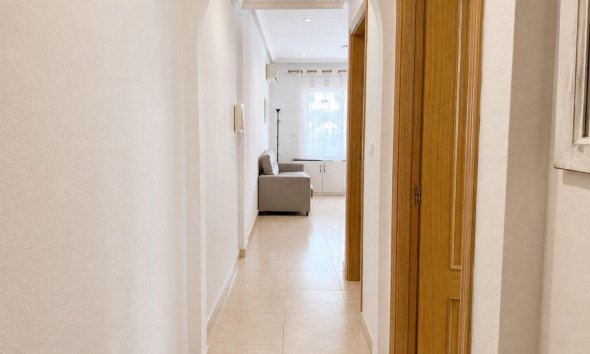 Revente - Apartment -
Torrevieja - Playa del Cura