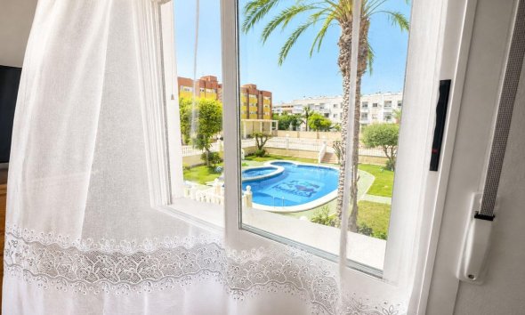 Revente - Apartment -
Torrevieja - Playa del Cura