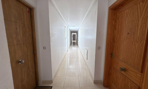 Revente - Apartment -
Torrevieja - Playa del Cura