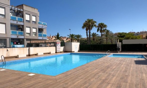 Revente - Apartment -
Torrevieja - Playa del Cura