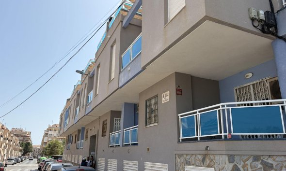 Revente - Apartment -
Torrevieja - Playa del Cura