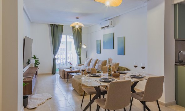 Revente - Apartment -
Torrevieja - Playa del Cura