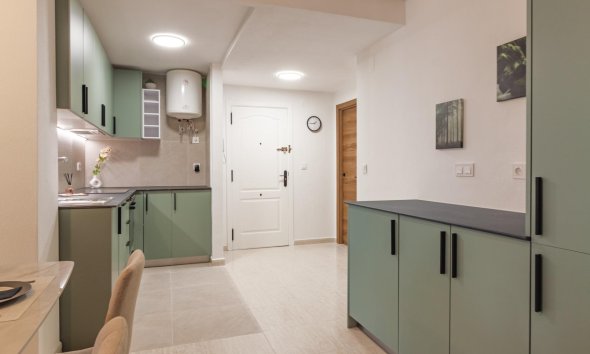 Revente - Apartment -
Torrevieja - Playa del Cura