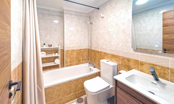 Revente - Apartment -
Torrevieja - Playa del Cura