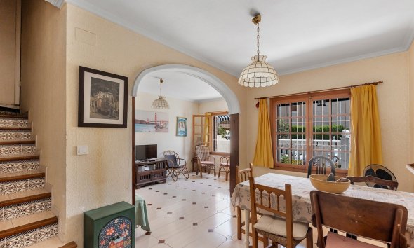 Revente - Town House -
La Mata - Costa Blanca