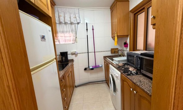 Revente - Apartment -
Torrevieja - Estacion De Autobuses