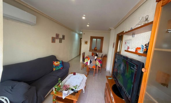 Revente - Apartment -
Torrevieja - Estacion De Autobuses