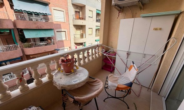 Revente - Apartment -
Torrevieja - Estacion De Autobuses