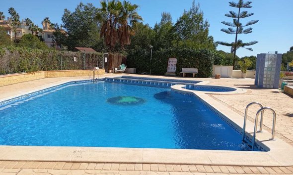 Revente - Apartment -
Villamartin - Costa Blanca