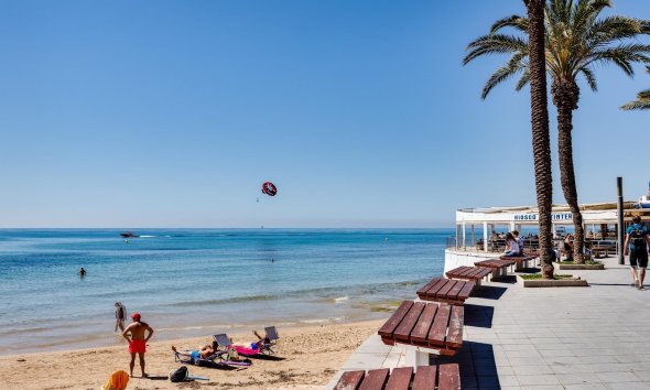 Reventa - Apartment -
Torrevieja - Centro