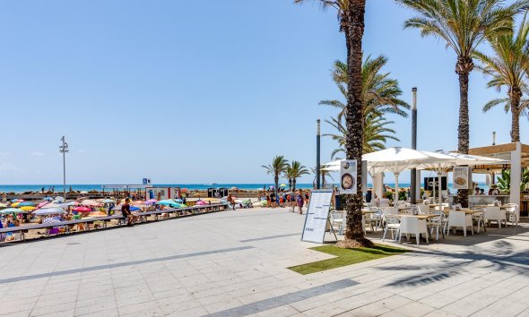 Reventa - Apartment -
Torrevieja - Centro