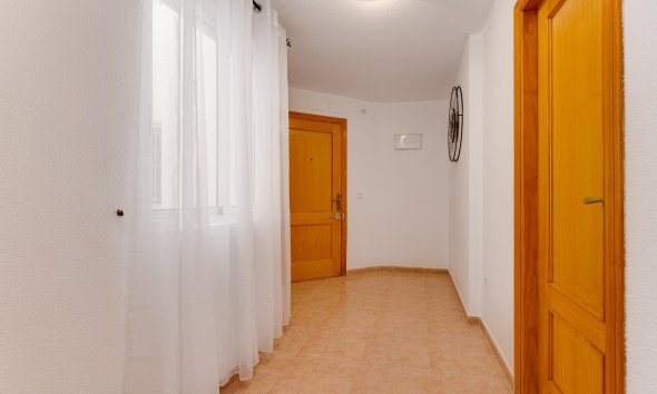 Reventa - Apartment -
Torrevieja - Centro