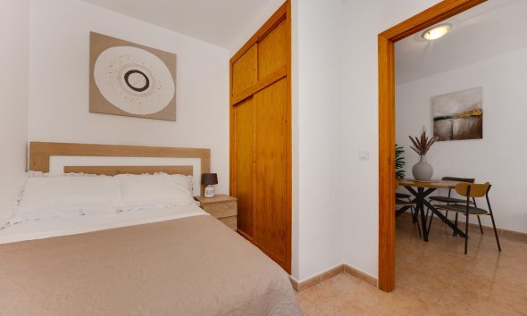 Reventa - Apartment -
Torrevieja - Centro