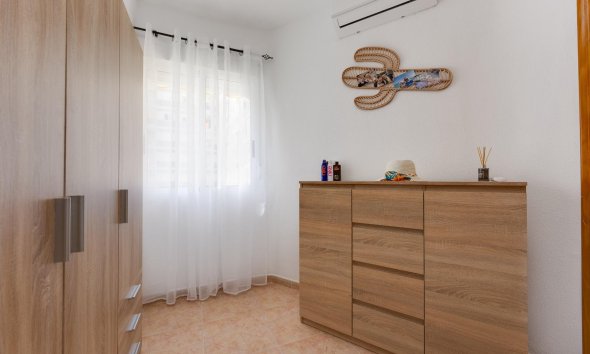 Reventa - Apartment -
Torrevieja - Centro