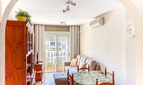 Reventa - Apartment -
Torrevieja - Costa Blanca