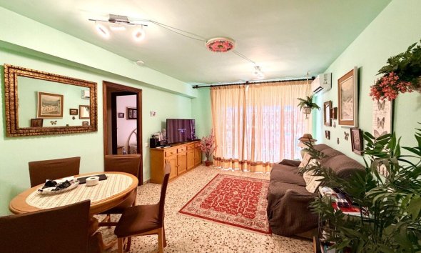 Revente - Apartment -
Guardamar del Segura - Costa Blanca