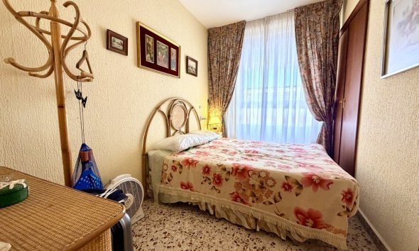 Revente - Apartment -
Guardamar del Segura - Costa Blanca