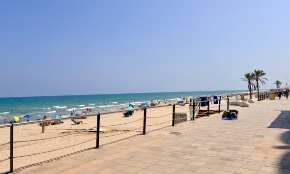 Revente - Apartment -
Guardamar del Segura - Costa Blanca