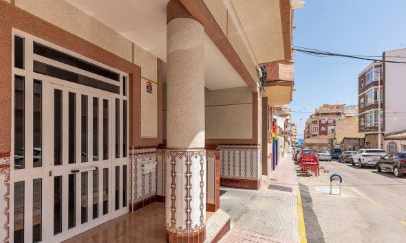 Revente - Apartment -
La Mata - Costa Blanca