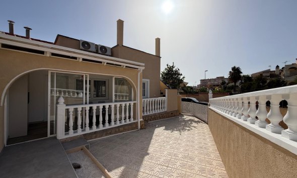 Revente - Town House -
Torrevieja - Miramar - Torre Del Moro
